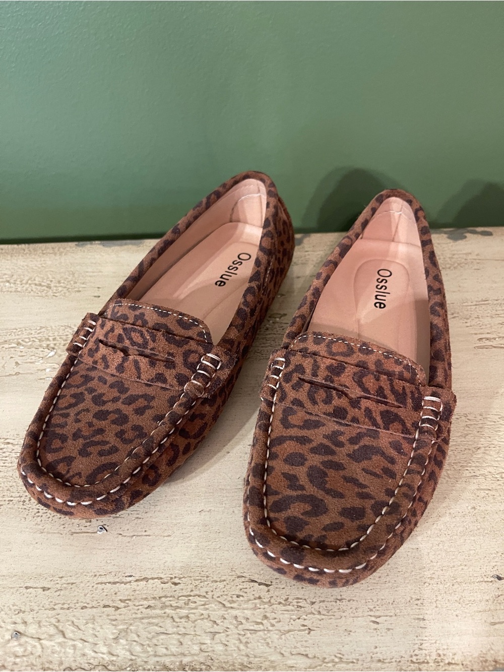 Amazon Women's Leopard Print Moccasin Loafers - Brown
